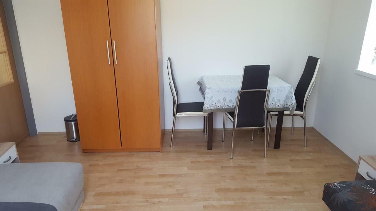 Ubytovanie Adka Hotel Levoča Buitenkant foto