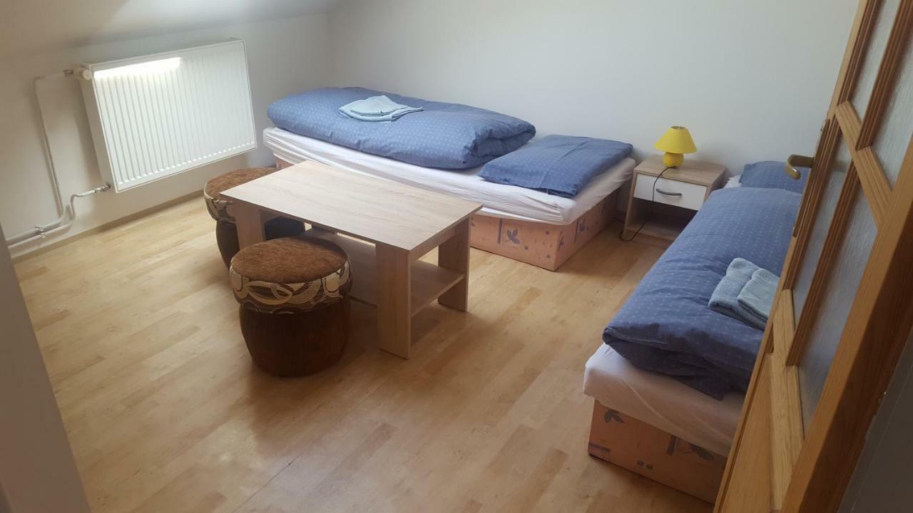 Ubytovanie Adka Hotel Levoča Buitenkant foto