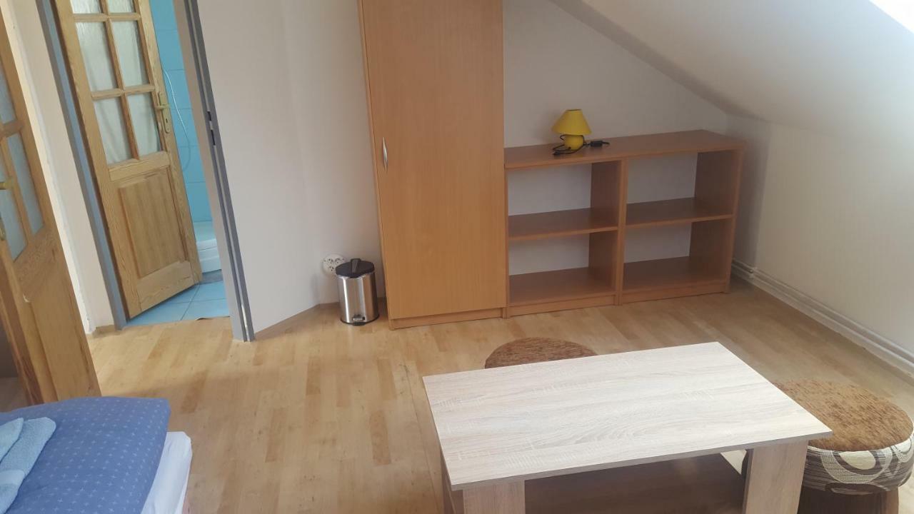 Ubytovanie Adka Hotel Levoča Buitenkant foto